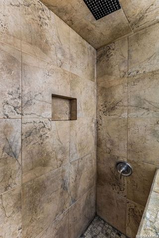 8722 Dale Vly, San Antonio, TX 78227