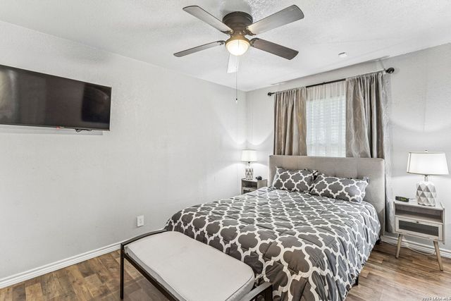 8722 Dale Vly, San Antonio, TX 78227