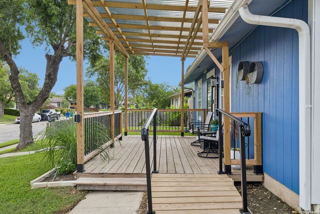 8722 Dale Vly, San Antonio, TX 78227