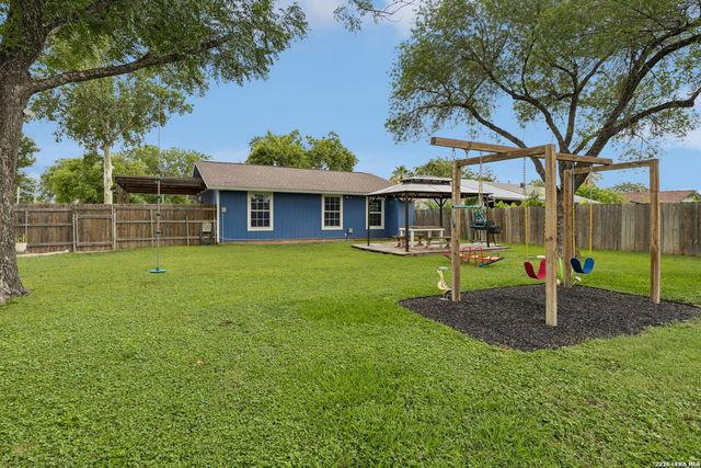 8722 Dale Vly, San Antonio, TX 78227