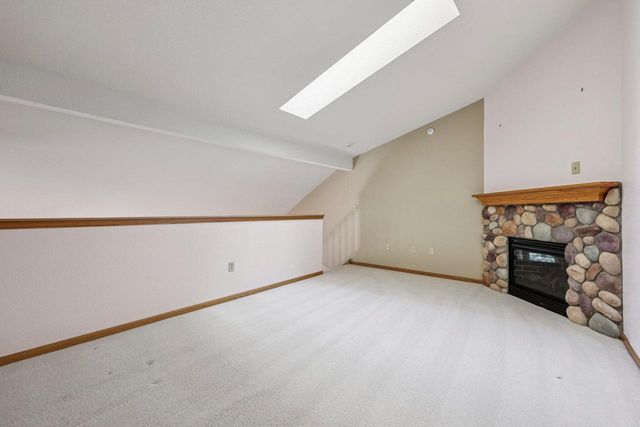 4740 W Maple Leaf CIRCLE, Greenfield, WI 53220