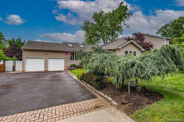 2349 Lincoln Street, North Bellmore, NY 11710