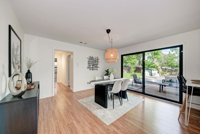 4702 Hilldale DR, Austin, TX 78723