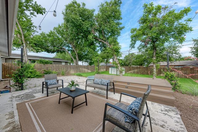 4702 Hilldale DR, Austin, TX 78723