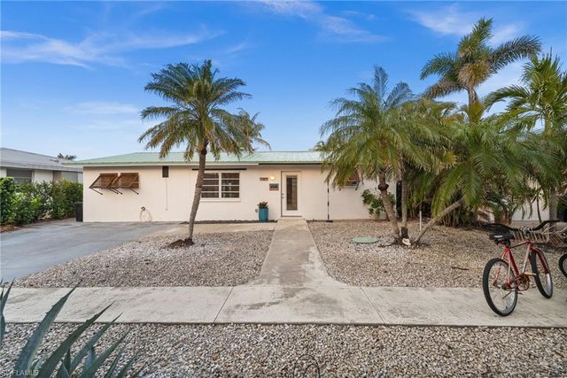 2331 Lemon ST, St. James City, FL 33956