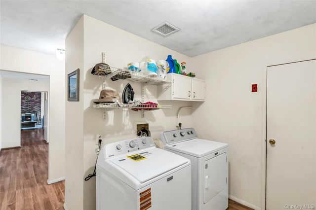 7 Hastings Drive, Ridge, NY 11961