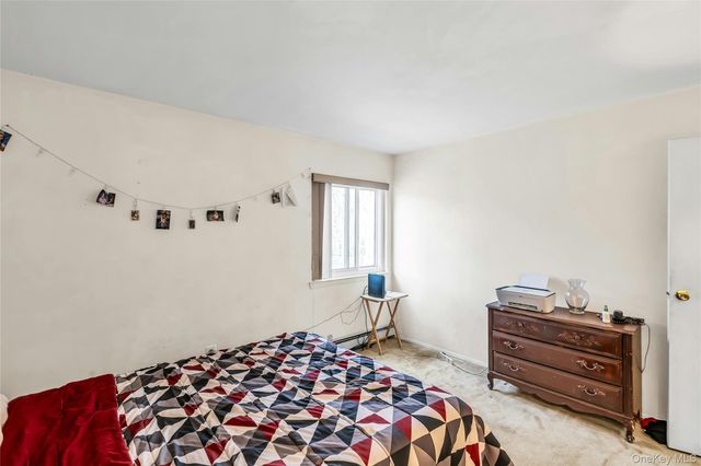 7 Hastings Drive, Ridge, NY 11961