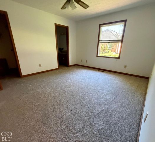 1383 Holiday Lane W, Brownsburg, IN 46112