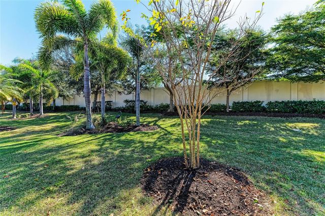 131 MARAVIYA BOULEVARD, Nokomis, FL 34275
