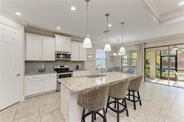 131 MARAVIYA BOULEVARD, Nokomis, FL 34275