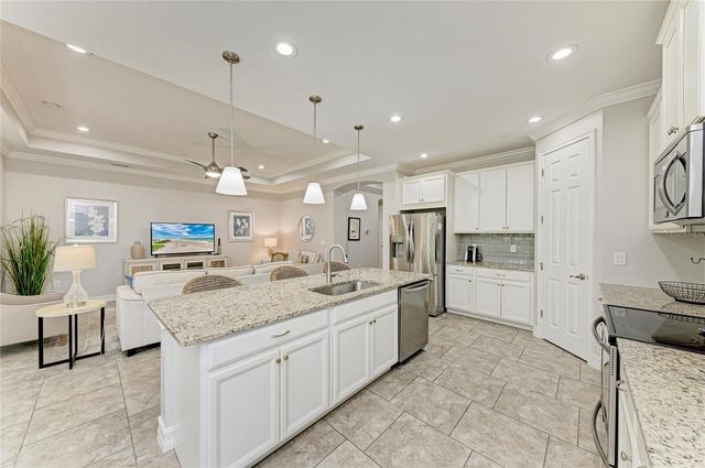 131 MARAVIYA BOULEVARD, Nokomis, FL 34275