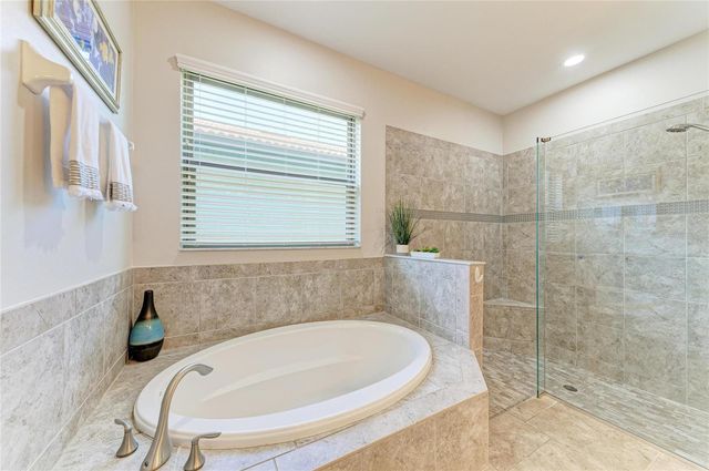 131 MARAVIYA BOULEVARD, Nokomis, FL 34275