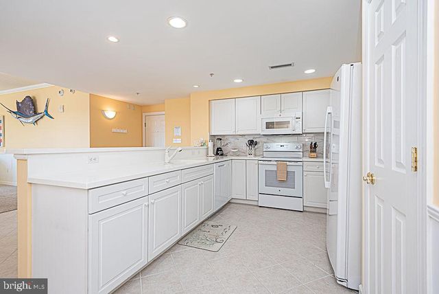 105 63RD ST #402, Ocean City, MD 21842