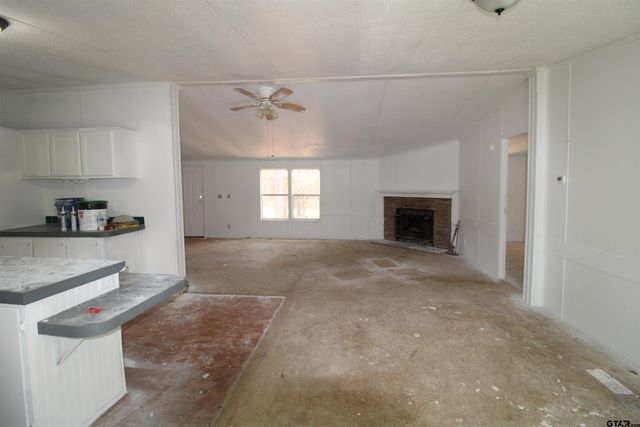 11574 County Road 3168, Winona, TX 75792