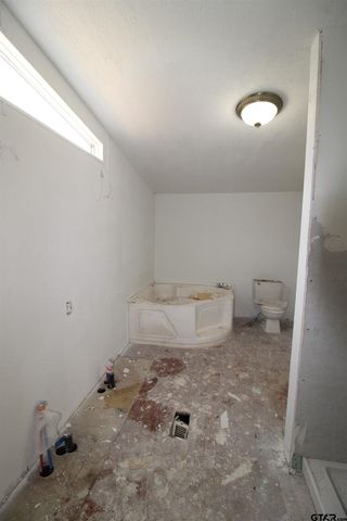 11574 County Road 3168, Winona, TX 75792