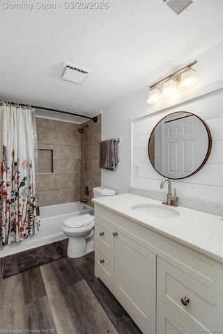 19272 Northridge Drive, Northville Township, MI 48167