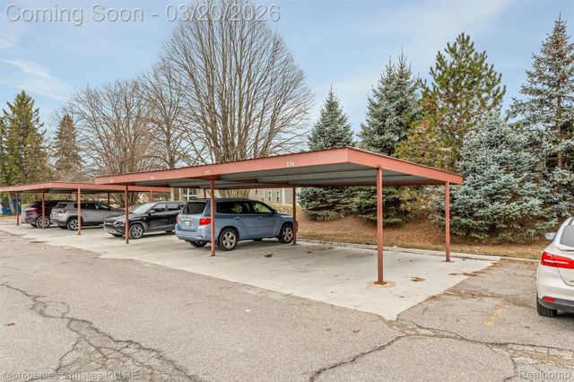 19272 Northridge Drive, Northville Township, MI 48167