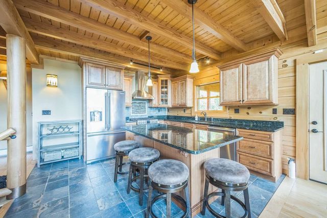42 Peak Vista Lane, Madison, NH 03849