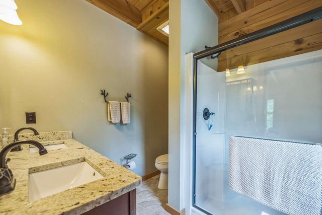 42 Peak Vista Lane, Madison, NH 03849