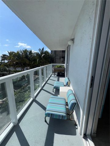2457 Collins Ave 405, Miami Beach, FL 33140