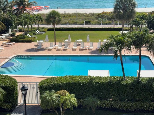 2457 Collins Ave 405, Miami Beach, FL 33140