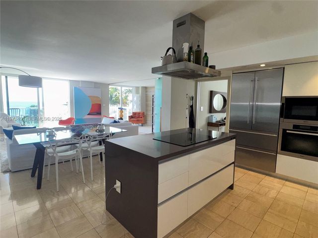 2457 Collins Ave 405, Miami Beach, FL 33140