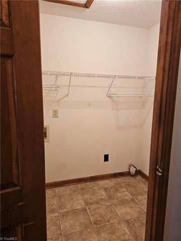 5712 Holly Grove Road, Thomasville, NC 27360