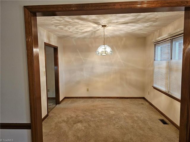 5712 Holly Grove Road, Thomasville, NC 27360
