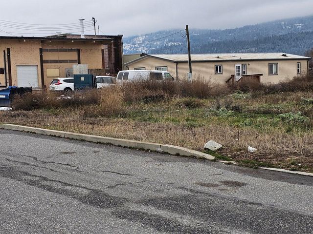 8Xx S Washington St, Colville, WA 99114