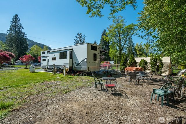 23727 Cove Road, Sedro Woolley, WA 98284