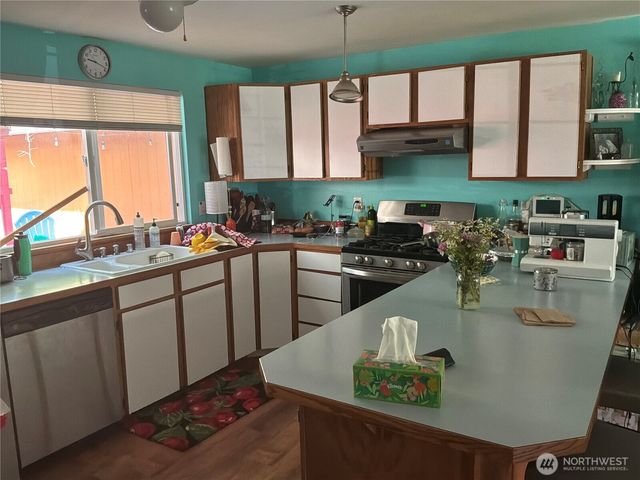 119 NW Lopez Lane, Bremerton, WA 98311