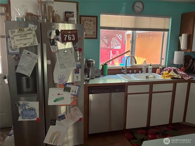 119 NW Lopez Lane, Bremerton, WA 98311