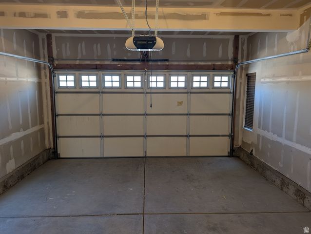 10416 S SAGE LUIGI CT, South Jordan, UT 84009