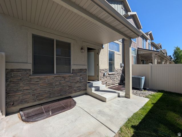 10416 S SAGE LUIGI CT, South Jordan, UT 84009