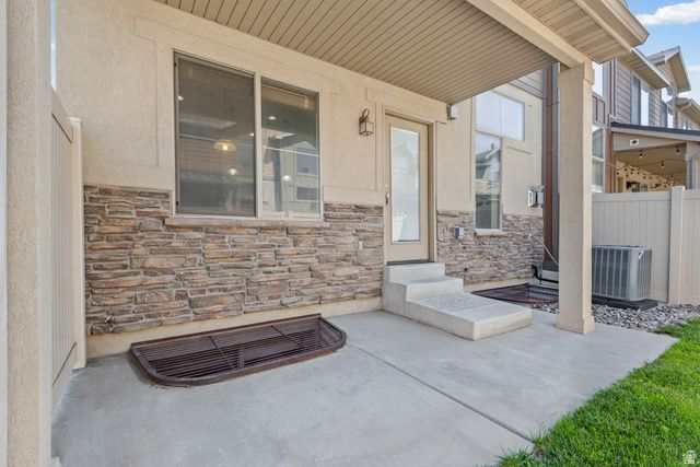 10416 S SAGE LUIGI CT, South Jordan, UT 84009