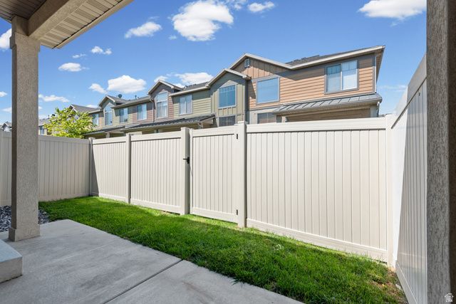 10416 S SAGE LUIGI CT, South Jordan, UT 84009