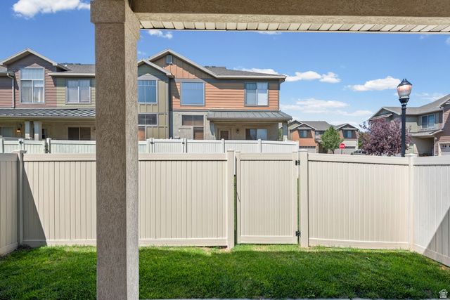 10416 S SAGE LUIGI CT, South Jordan, UT 84009