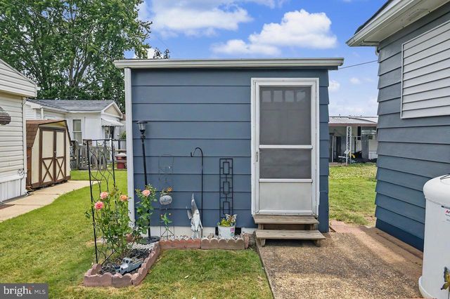 801 9TH AVE, Wilmington, DE 19808