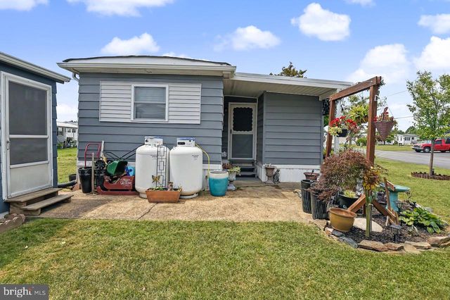 801 9TH AVE, Wilmington, DE 19808