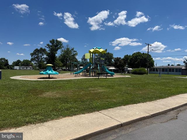 801 9TH AVE, Wilmington, DE 19808