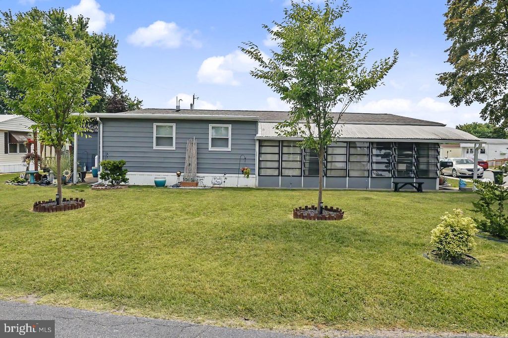 801 9TH AVE, Wilmington, DE 19808