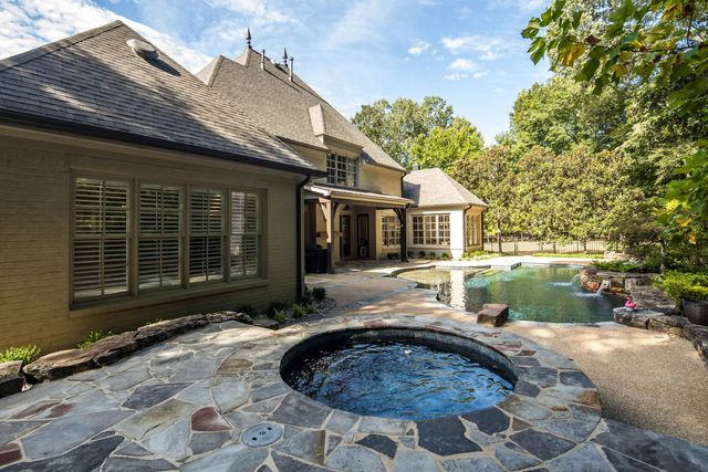 9912 RUE BIENVILLE PL, Lakeland, TN 38002