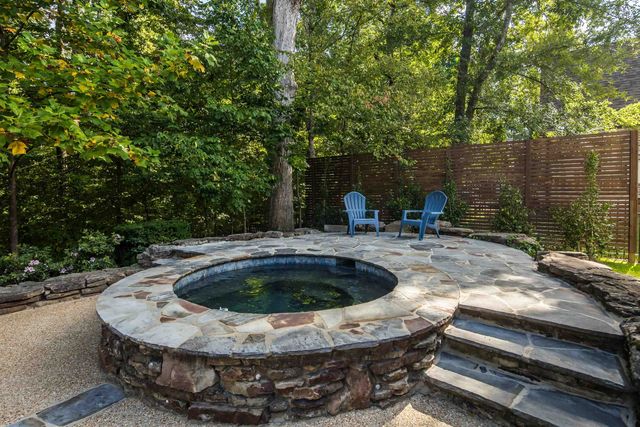 9912 RUE BIENVILLE PL, Lakeland, TN 38002