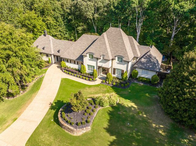 9912 RUE BIENVILLE PL, Lakeland, TN 38002