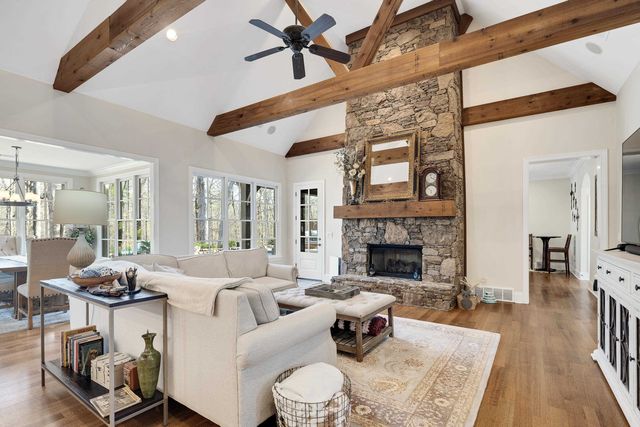 9912 RUE BIENVILLE PL, Lakeland, TN 38002