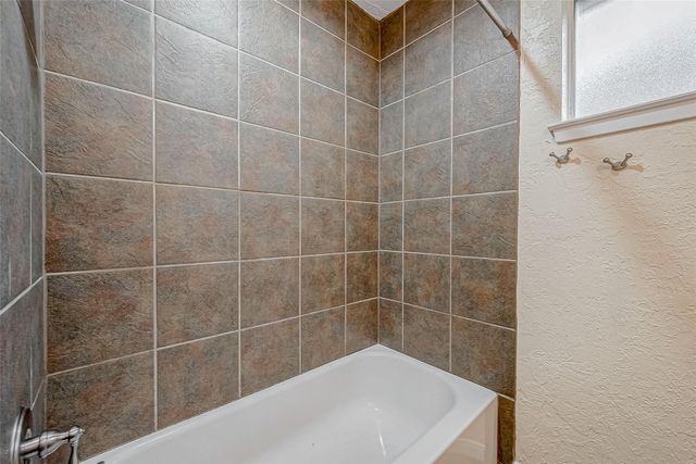 10322 Clarktower Lane, Sugar Land, TX 77498