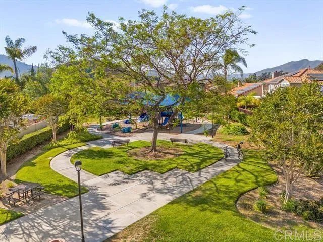 3327 Avocado Vista Lane, Fallbrook, CA 92028