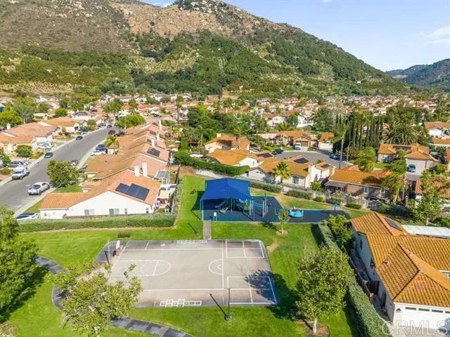 3327 Avocado Vista Lane, Fallbrook, CA 92028