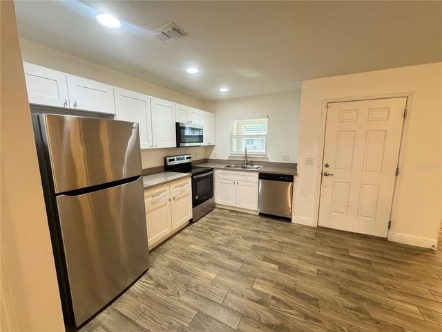 708 BON AIR STREET, Lakeland, FL 33805