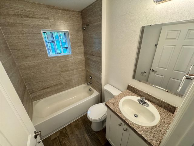 708 BON AIR STREET, Lakeland, FL 33805